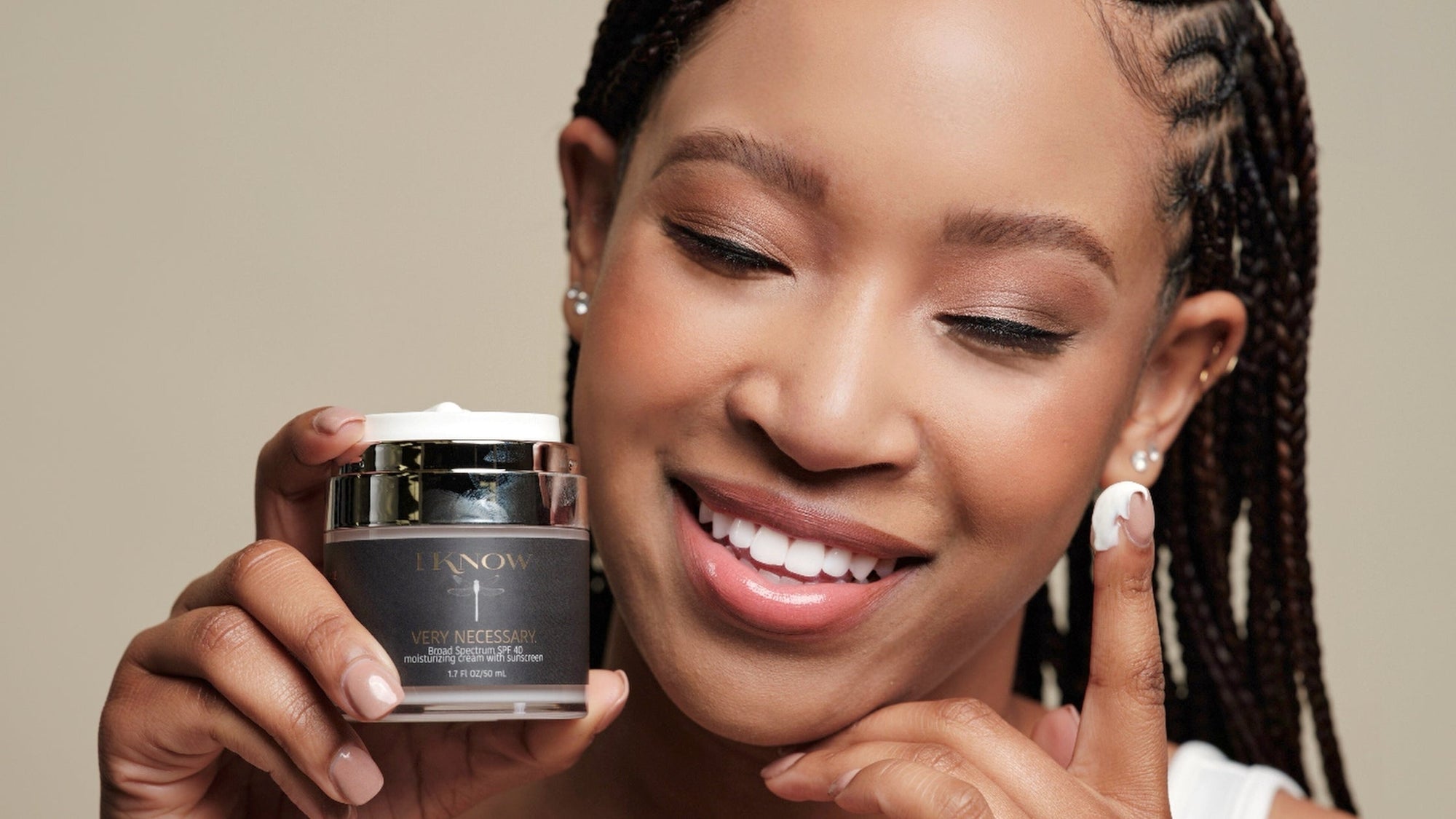How to Apply Face Moisturizer for Optimal Skin Hydration